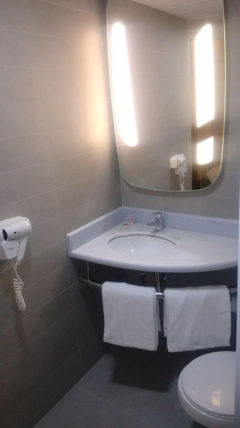 Hotel Ibis Navegantes Itajaí Esterno foto